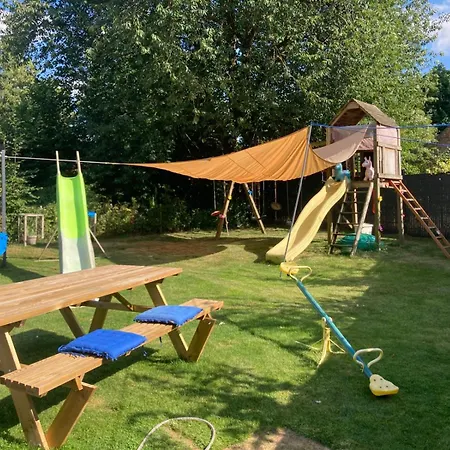 Homestay Jolie Vue A 20 Min D'edenya Et De Pairi Daiza Enghien